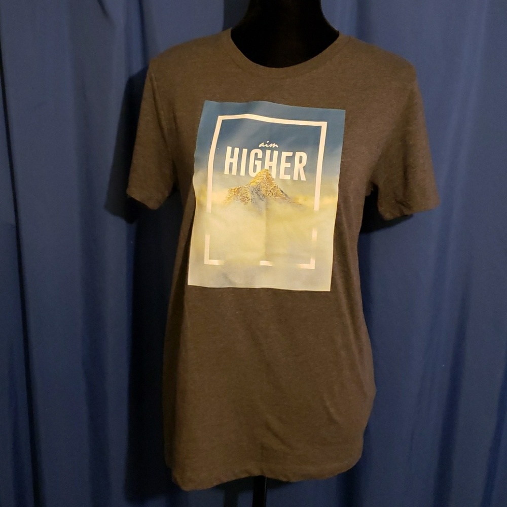 Old Navy Tshirt
